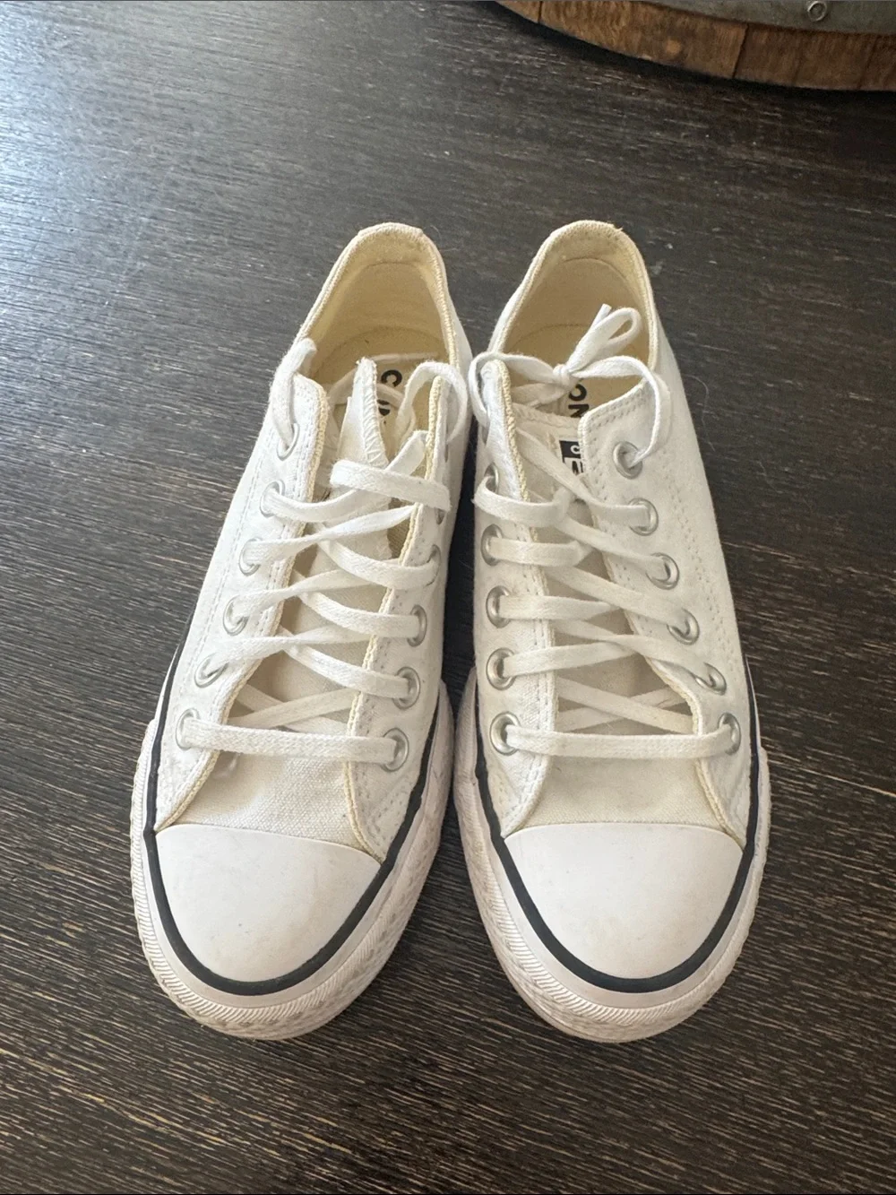 Converse Platform Low-Top Canvas Platform Sneakers - White